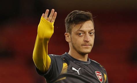 Al-Nassr Saudi Siap Gelontorkan Dana Besar untuk Mendapatkan Mesut Ozil
