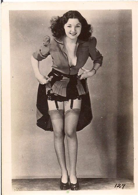 May Of 1940 Nylon Stockings Were First Made Widely Available Hotsy