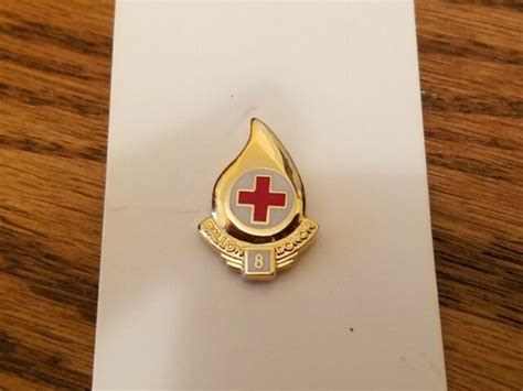 Red Cross Blood Donor 8 Gallon Pin New Ebay