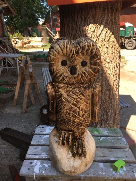Holzdeko | holzdeko, kreativ / die eulen (strigiformes) sind eine ordnung der vögel, zu der ungefähr 200 arten gezählt werden. Eule Schnitzen Vorlage : 73 Holz Schnitzen Eulen Ideen ...
