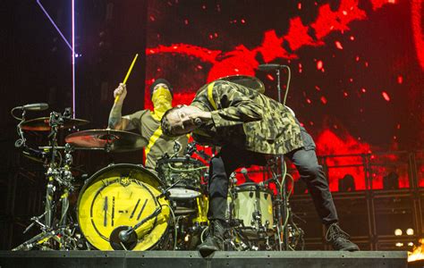Twenty One Pilots Want Fans To Star In Their Never Ending Music Video
