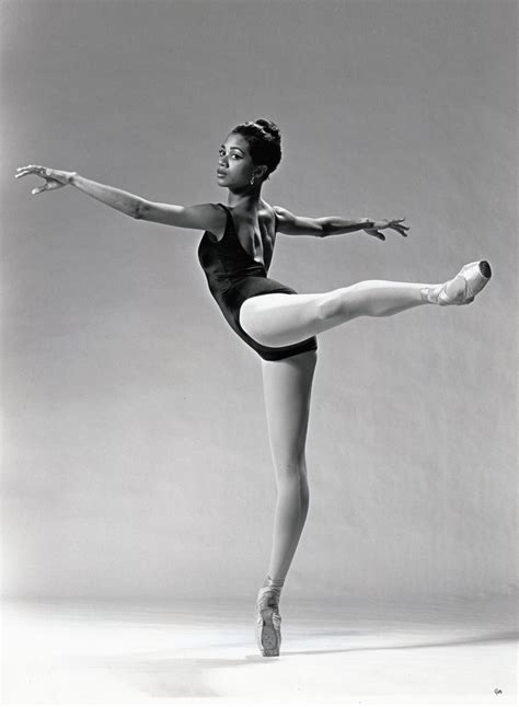 African American Ballerina Yolonda Jordan Damico Blackandwhite