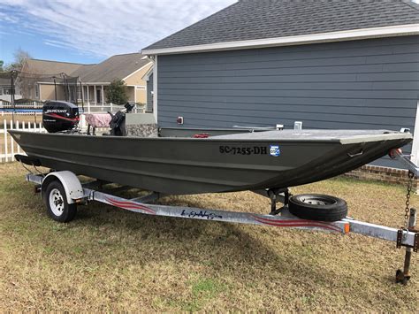 2004 Voyager 18 With 50 Hp Mercury 4 Stroke The Hull