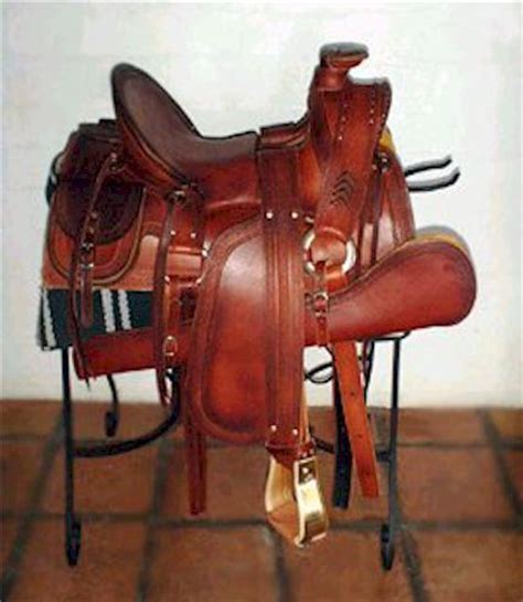 And from now on, here is the very first sample picture Western Leather Saddles