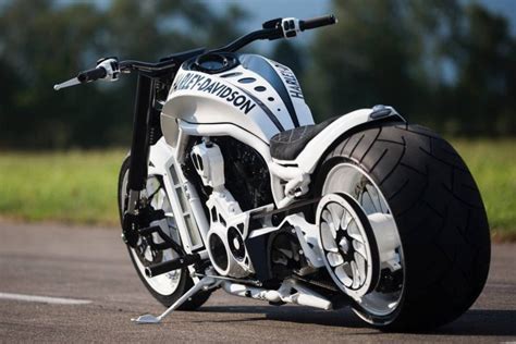 Harley Davidson V Rod Muscle Custom Fl Aaa By Bündnerbike