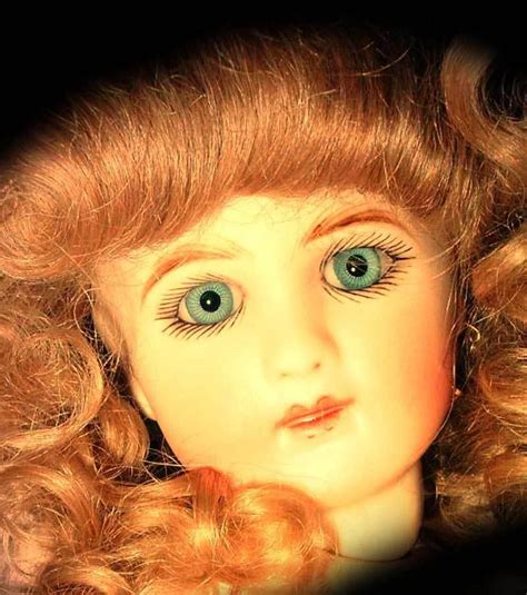 Top Haunted Dolls In The World Paranormal Effrayant Marie Laveau