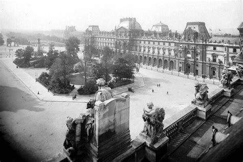 Le Musée Du Louvre Avant La Construction De La Pyramide En 1910 The