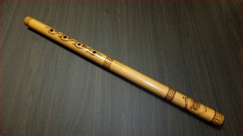 Tidak sembarangan membuat alat musik ini. Saluang Alat Musik Tradisional Khas Sumatra Barat - ALAT MUSIK