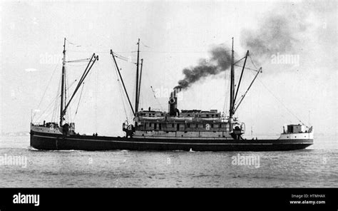Early Twentieth Century American Steam Ship Stock Photo Alamy