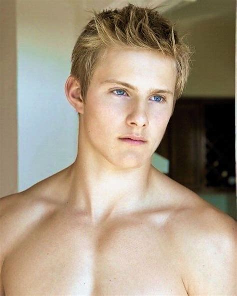 Alexander 👅👅 Follow Me Dude ♥️ Alexander Ludwig Beautiful Men