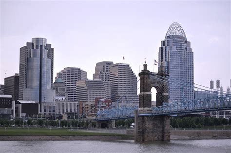 Cincinnati The Skyscraper Center