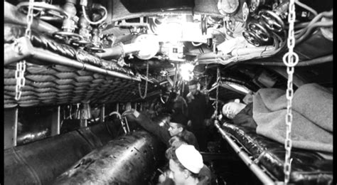 Den 16 april 1943 försvann ubåten ulven utan spår. Ubåt U3 kortversion - Video, Dialogue.mov - YouTube