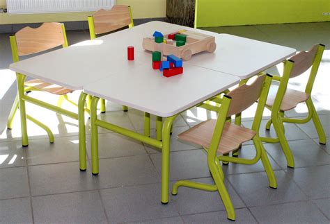Table Maternelle