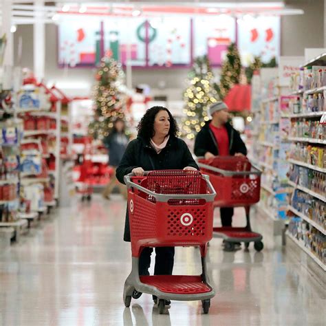 10 Things Target Employees Wish You Knew About Holiday Shopping