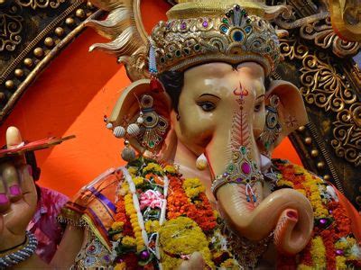 या संकष्टी चतुर्थी आपल्या जीवनात आनंद आणू शकतात. Bhalchandra Sankashti Chaturthi 2021: शुभ मुहूर्त में करें ...