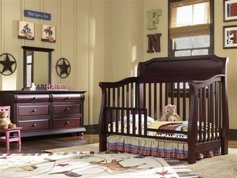 Cribtransforms To Toddler Bed Cribs Baby Furniture Crib Sets