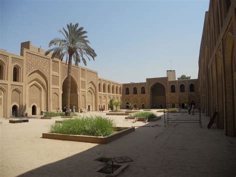 Arts and humanities·art of the islamic world·chronological periods·early period. Abbasid palace of Caliph Al Nasir li-Din Allah | Mosque ...
