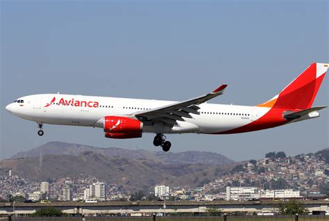 Colombias Avianca Braces For Pilot Strike Suspends Ticket Sales The