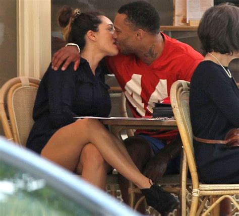 Kelly Brook Enjoys A Kiss With Fiance David Mcintosh Menz Magazine