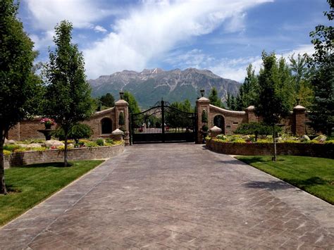 House front gate designs ideas with small eye catching wooden gates. main entry driveway and gate | for the home | Pinterest ...