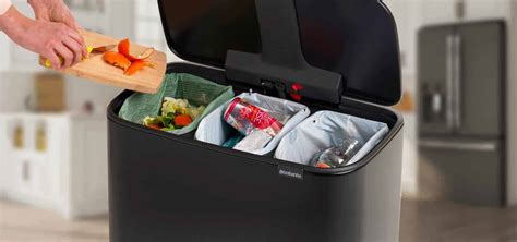 Een duo afvalbak, ook wel een recycler of afvalscheider genoemd, maakt het mogelijk je afval te scheiden in één prullenbak. Afval Scheiden Bakken Ikea LQU82 - AGBC