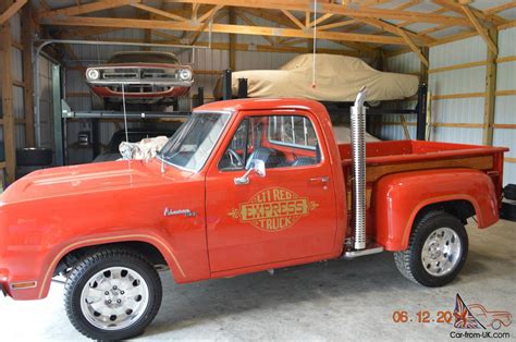 1978 Lil Red Express Truck