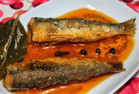Una de las maneras más tradicionales de preparar las sardinas es en escabeche. Sardinas en escabeche | Azafranes y Canelas
