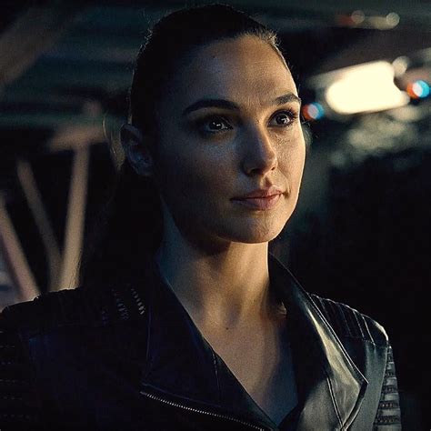 Gal Gadot As Diana Prince In Justice League Gal Gadot Wonder Woman Gal Gadot Wonder Woman