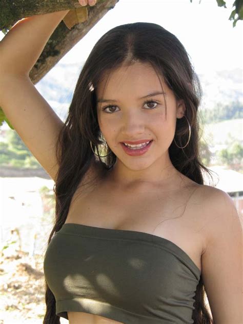 Jessica Models Colombian Cutie