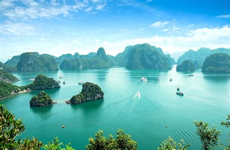 It attracts tourists with picturesque landscapes and interesting legends. Is Halong Bay in Vietnam Really Worth It?