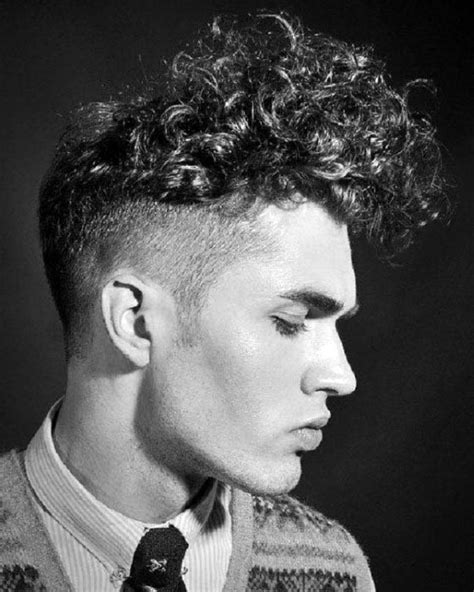 Curly hair might occasionally feel like a tangled curse you didn't ask for, don't deserve and definitely don't. 50 Long Curly Hairstyles For Men - Manly Tangled Up Cuts