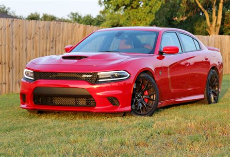 In this video i'll go for a test drive as well as throw in some awesome revs. A She Said, He Said Review of the 2016 Dodge Charger SRT ...