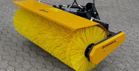 Mechanical Sweepers Up To 30 Hp