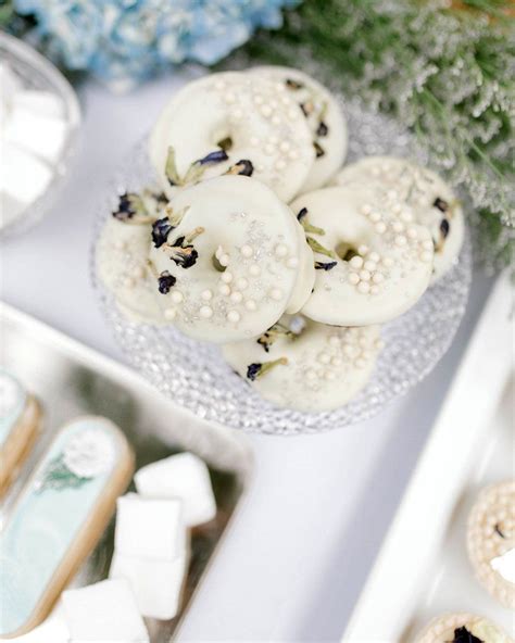 Non Traditional Desserts Youll Need For An Unconventional Wedding ★ Non