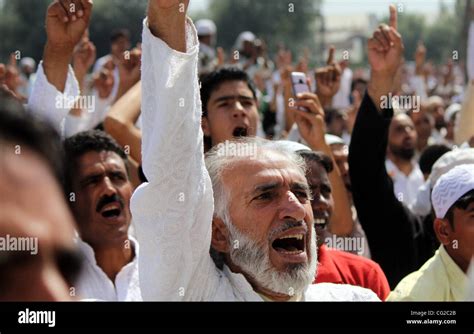 Kashmiri Muslim Protestors Shout Pro Freedom Slogans During Eid Al Fitr