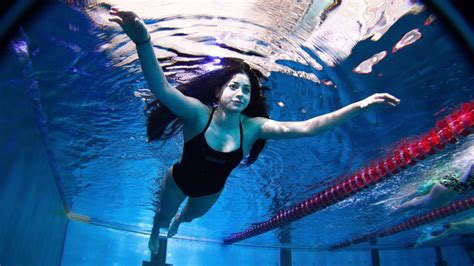 Meet The 18 Year Old Syrian Swimmer Who Hopes To Represent Refugees At The Rio Olympics Abc News