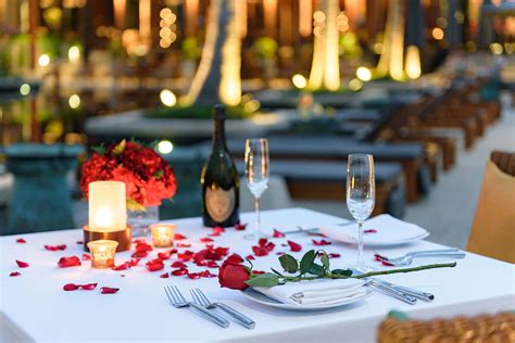 How To Set Up A Romantic Table Tips For Sprucing Up Your Dinner Date