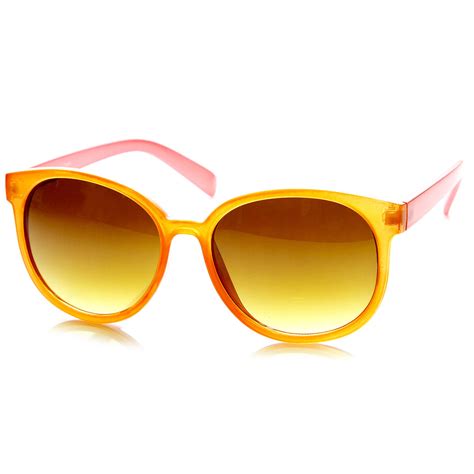 Colorful Two Tone Retro P3 Frame Round Horn Rimmed Sunglasses Sunglassla