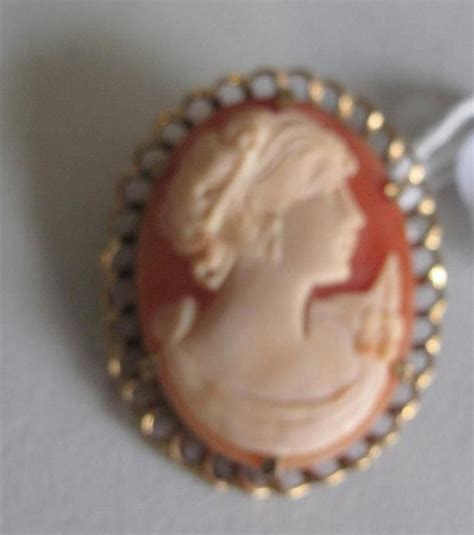 9ct Gold Cameo Brooch With English Hallmarks Vintage Brooches