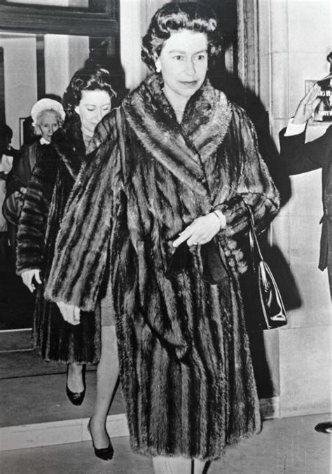 Did You Know That Queen Elizazabeth Ii Has 30 Fur Coats