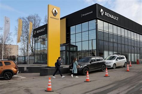 Renault Hands Lada Maker To Russia With Option To Take Back The