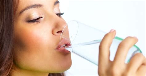 5 Simple Ways You Can Get Yourself To Drink More Water