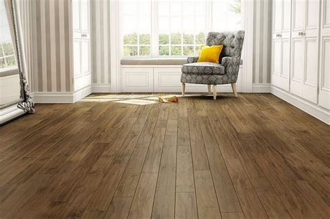 Hardwood Vs Laminate Flooring Good Colors For Rooms