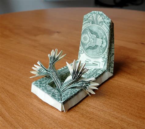 Simple Origami Dollar Bill Omahatros