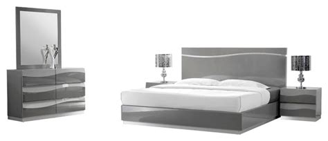 West elm's bedroom furniture features sleek styles and clean lines. Leon Gray Modern Bedroom Set, Queen, 5-Pieces - Modern ...