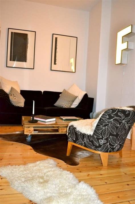 The property is 22 mi from leukerbad and private parking is available. Meine kleine Wohnung in Berlin Schöneberg | Kleine wohnung ...