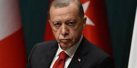 Nihal Olçok tan flaş 15 Temmuz iddiası Erdoğan a darbe olacağı