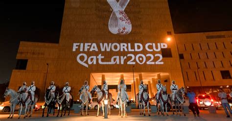 Van 21 november tot 18 december van dit jaar zullen in totaal 32 landen op zoek gaan naar een nieuwe wereldkampioen op het wk 2022 in qatar. Loting Europese kwalificatie voor WK 2022 op 7 december ...