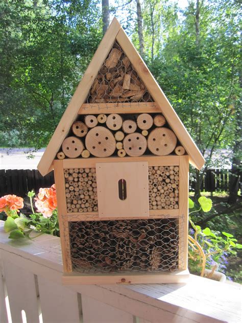 How to make your own insect hotel. Insect Hotel | Hyönteishotelli