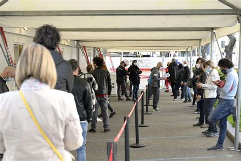 Green pass, abbiamo provato a chiederlo in 3 modi diversi: Green Pass: cos'è, come si ottiene e quanto dura